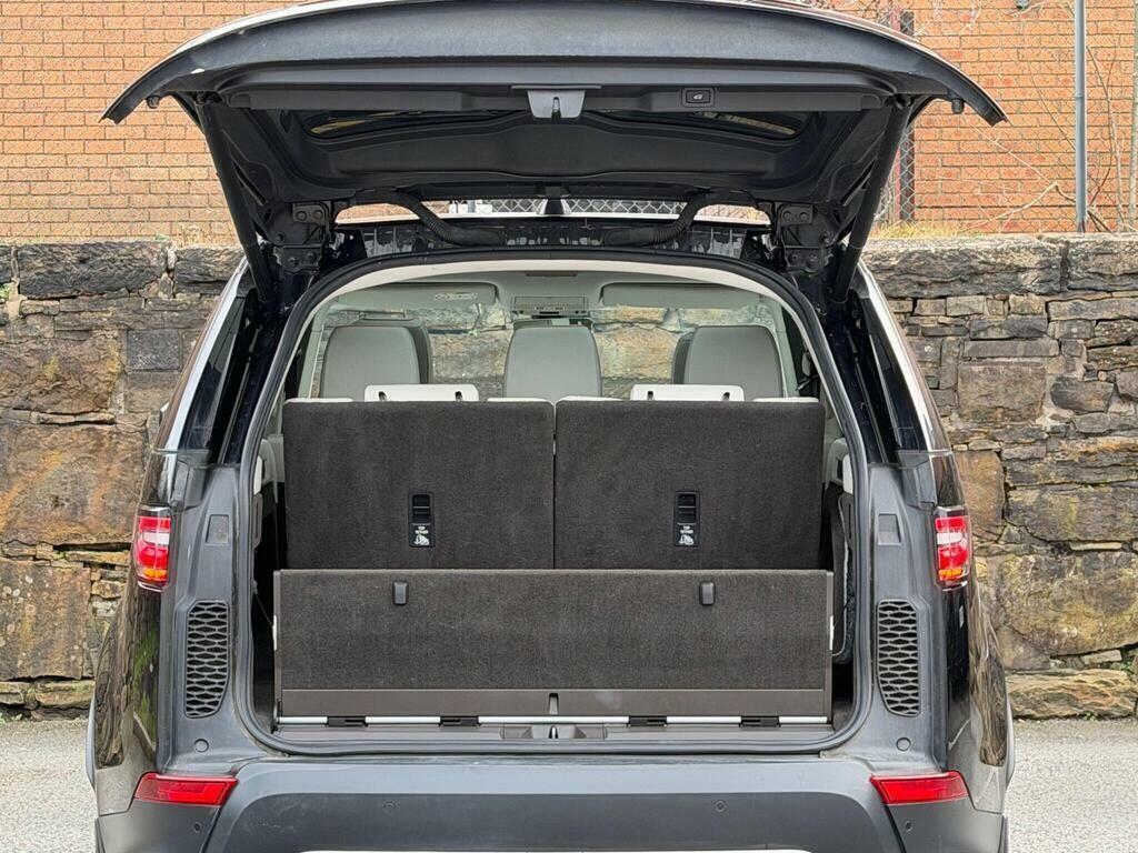 Land Rover Discovery 3.0 Td6 Se Grey #23