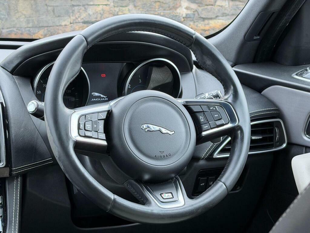 Jaguar F-Pace Suv 3.0 D300 V6 S Awd Euro 6 Ss 2018 Black #22