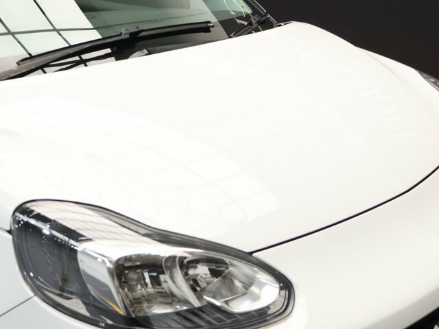 Vauxhall Adam Griffin 1.2 68 Bhp Only 13,791 Mil White #23