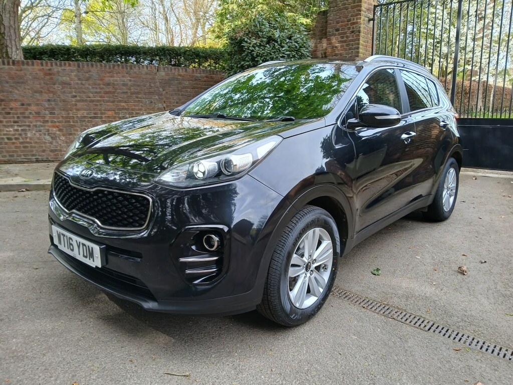 Kia Sportage 1.7 Crdi Isg 2 Euro 6 5Dr. Ulez Compliant WT16YDM Black #4