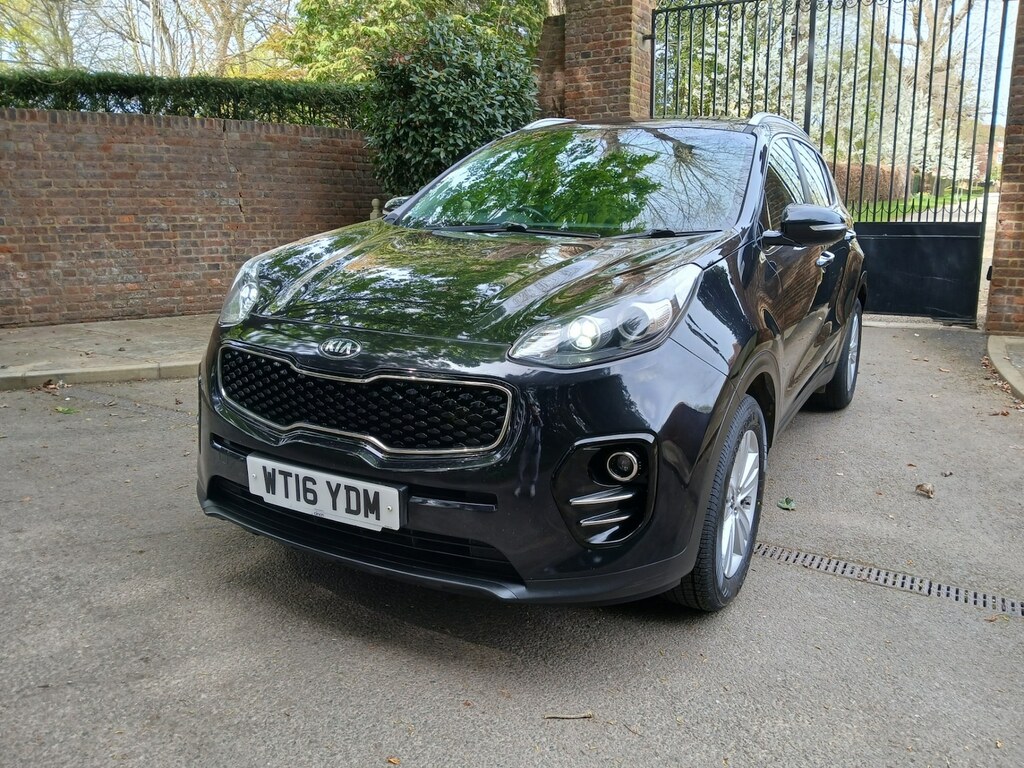 Kia Sportage 1.7 Crdi Isg 2 Euro 6 5Dr. Ulez Compliant WT16YDM Black #3