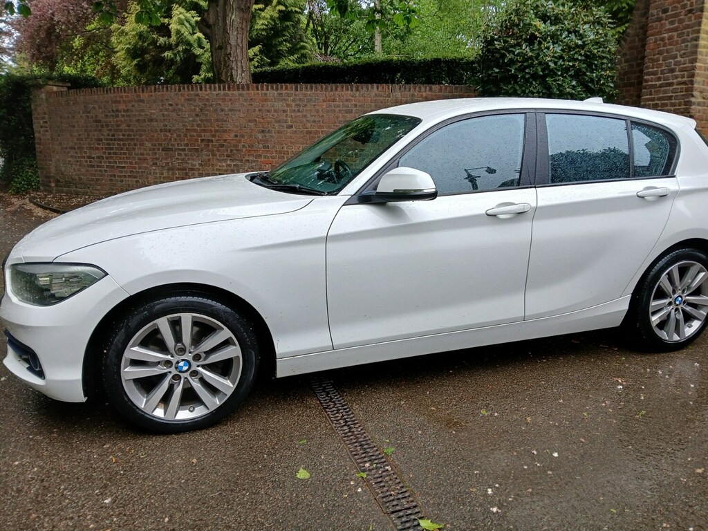 BMW 1 Series 120I 2.0 Sport Nav 5Dr. Ul White