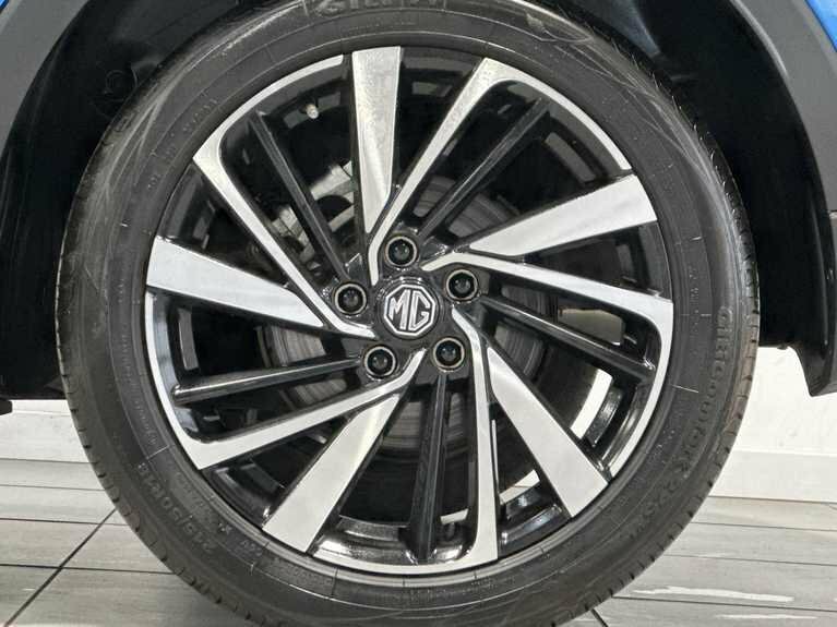 MG ZS 1.5 Hybrid Trophy #5