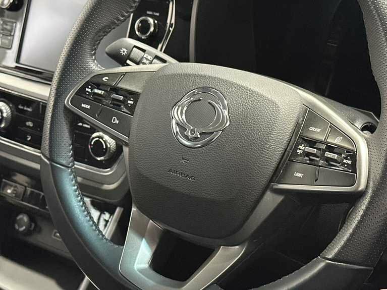 SsangYong Korando 1.5 Ultimate Suv Euro 6 Ss 1 Black #31