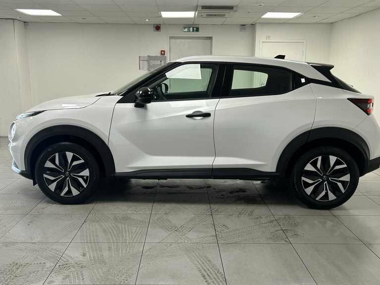 Nissan Juke 1.0 Dig-t Acenta Premium #4
