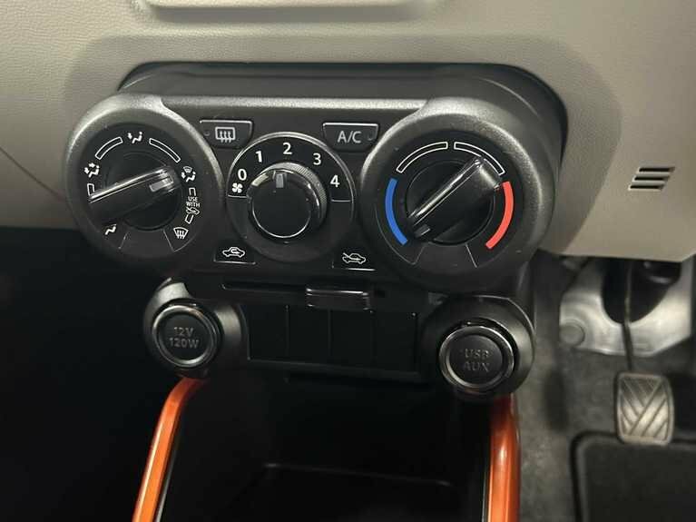 Suzuki Ignis Hatchback Black #13