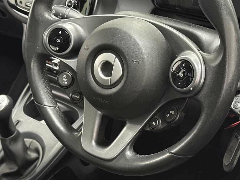 Smart Forfour Forfour 1.0 Prime Premium Hatchback White #31