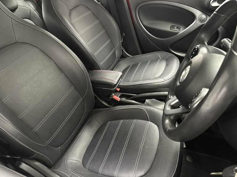 Smart Forfour Forfour 1.0 Prime Premium Hatchback White #17