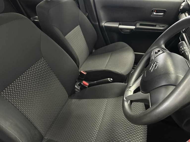 Suzuki Ignis Hatchback #20