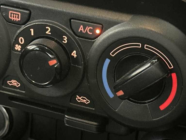 Suzuki Ignis Hatchback #34