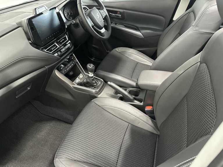 Suzuki S Cross 1.4 Boosterjet 48V Hybrid Ultra #3