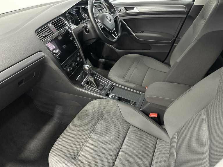 Volkswagen Golf 2.0 Tdi Match Edition Hatchback HJ69UAM  #3