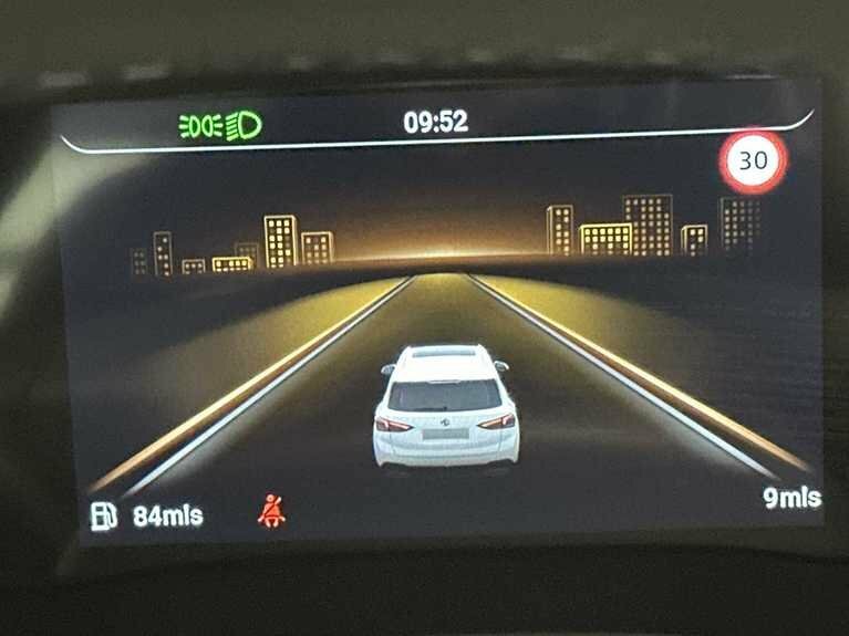 MG ZS 1.5 Hybrid Trophy  #28