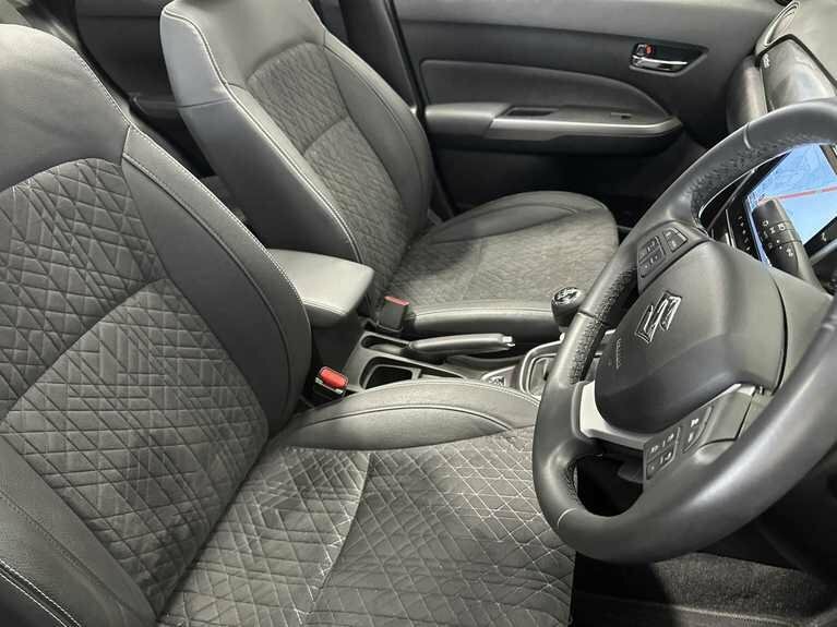 Suzuki Vitara 128Kw Ultra 61Kwh Green #19