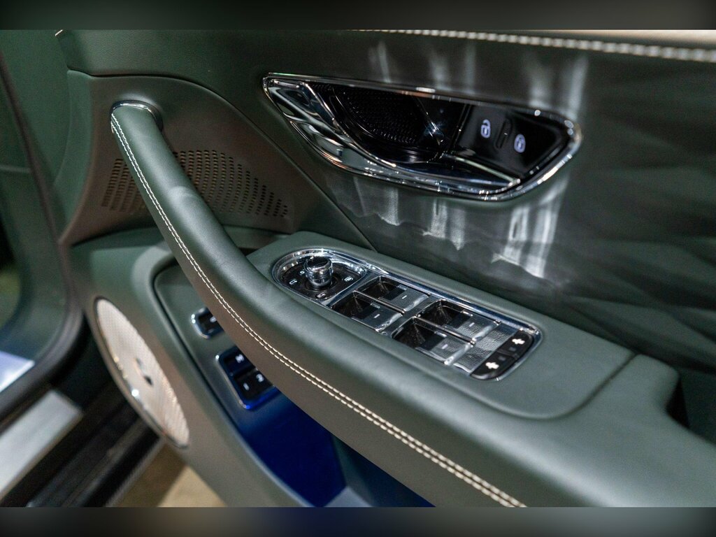 Bentley Flying Spur 4.0 V8 Azure Saloon 4Wd Euro 6 55 #35