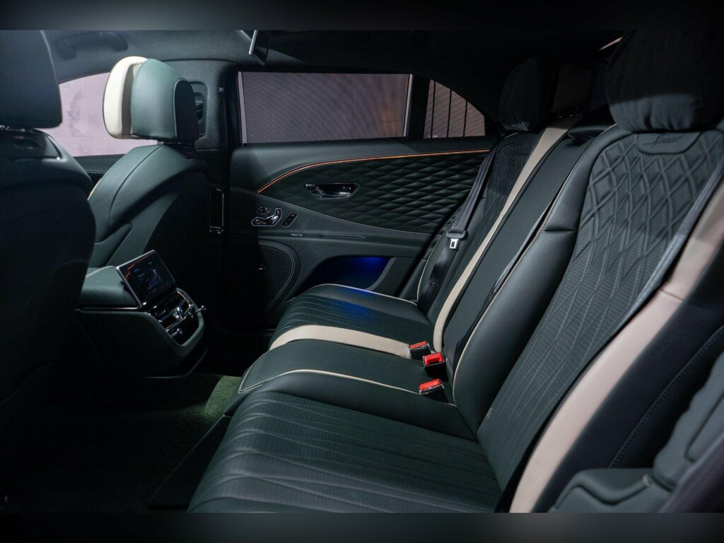 Bentley Flying Spur 4.0 V8 Azure Saloon 4Wd Euro 6 55 #16