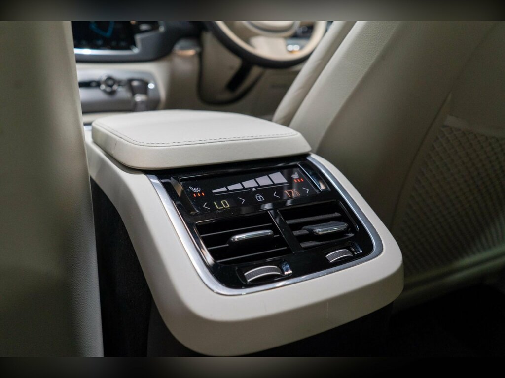 Volvo XC90 B5 D Awd Momentum 360 Cam, Winter Family Grey #20