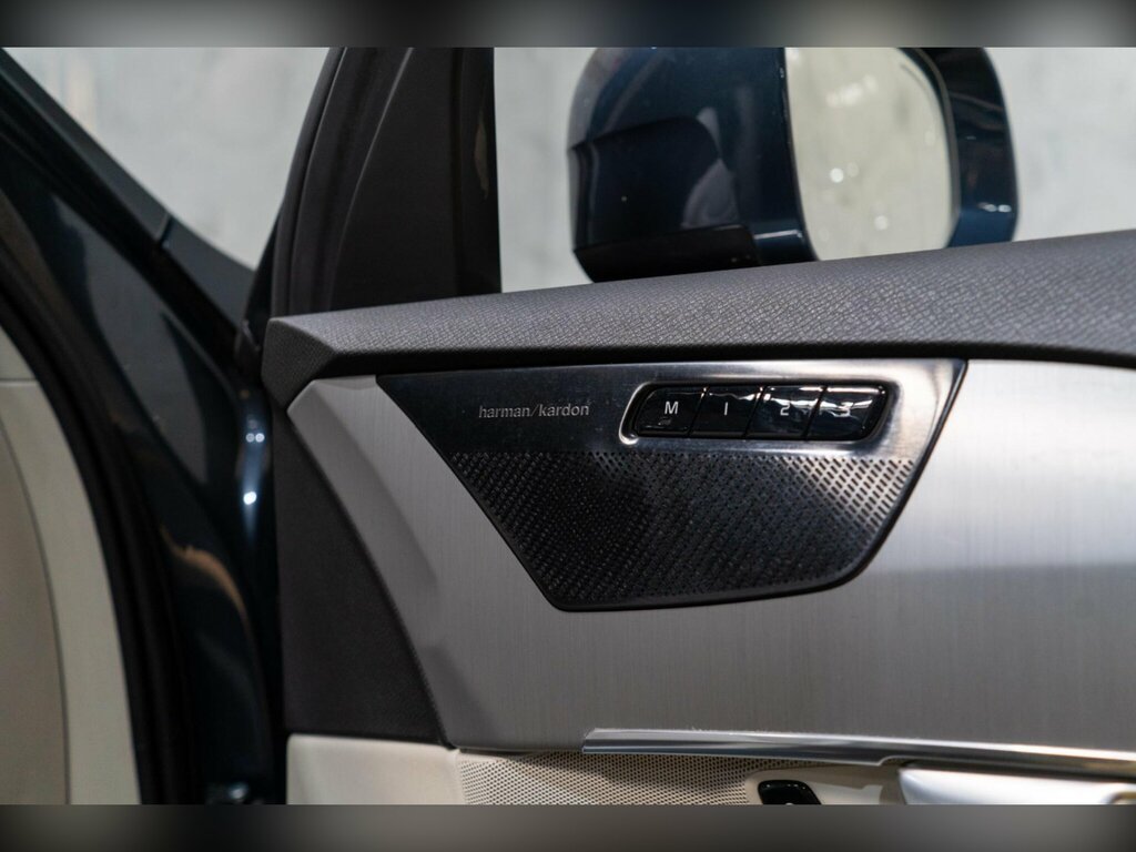 Volvo XC90 B5 D Awd Momentum 360 Cam, Winter Family Grey #19