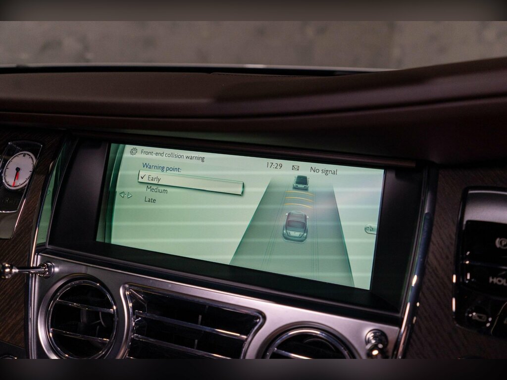 Rolls-Royce Wraith 624 Bhp Black #25