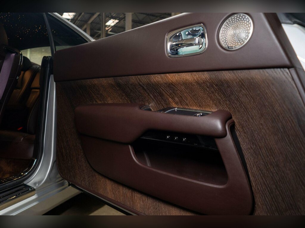 Rolls-Royce Wraith 624 Bhp Black #19