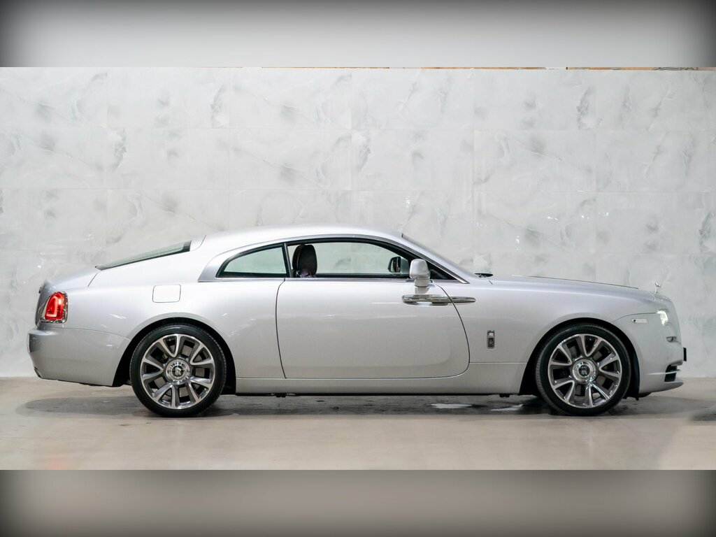 Rolls-Royce Wraith 624 Bhp Black #8