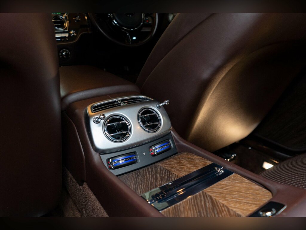 Rolls-Royce Wraith 624 Bhp Black #41
