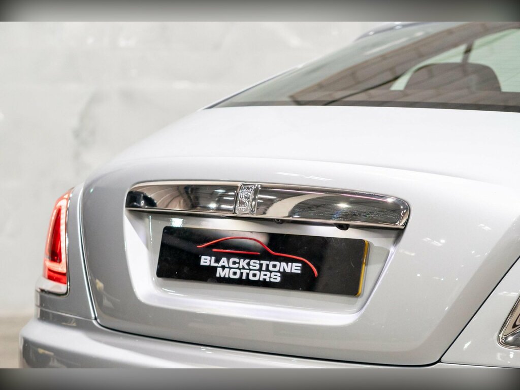 Rolls-Royce Wraith 624 Bhp Black #28