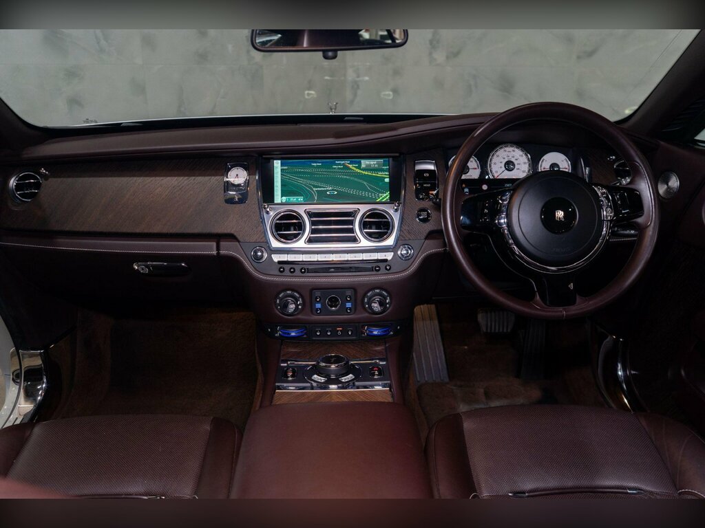 Rolls-Royce Wraith 624 Bhp Black #40