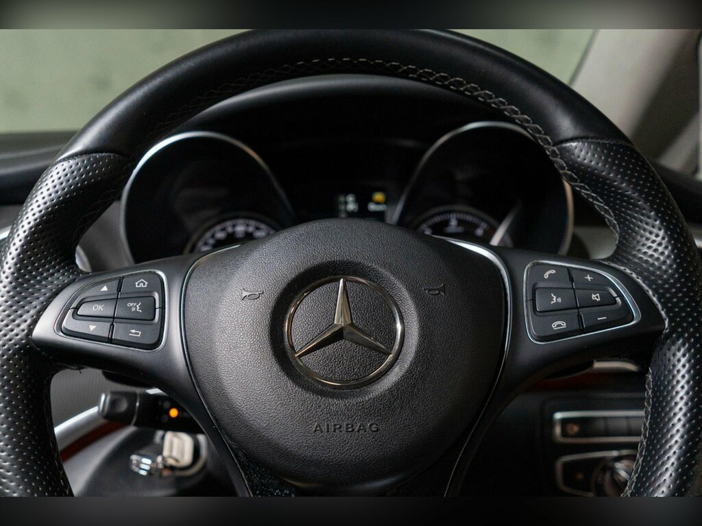 Mercedes-Benz V Class Mpv 2.2 V220d Sport G-tronic Lwb Euro 6 Ss #26