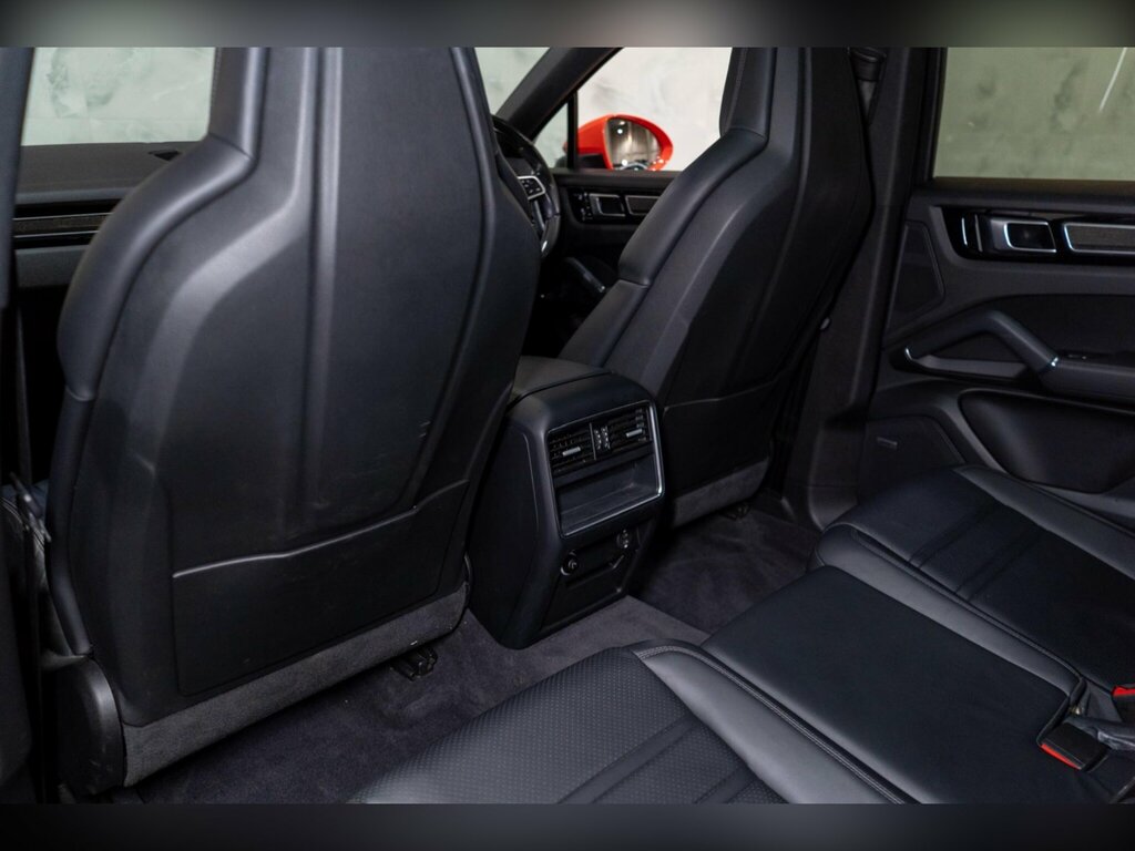 Porsche Cayenne Grey #17