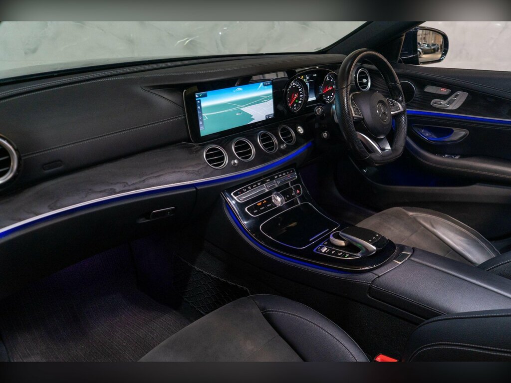 Mercedes-Benz E Class E220d Amg Line 9G-tronic Grey #13