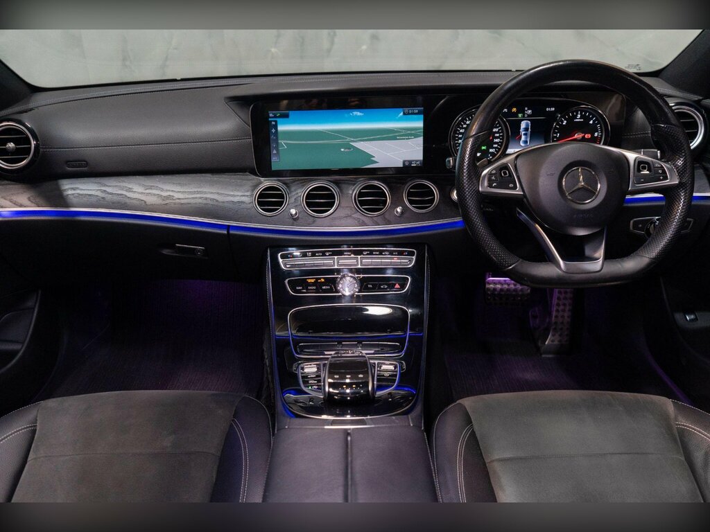 Mercedes-Benz E Class E220d Amg Line 9G-tronic Grey #11