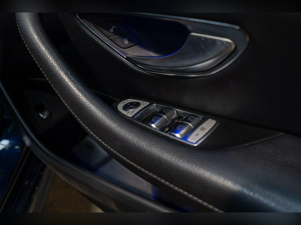Mercedes-Benz E Class E220d Amg Line 9G-tronic Grey #28
