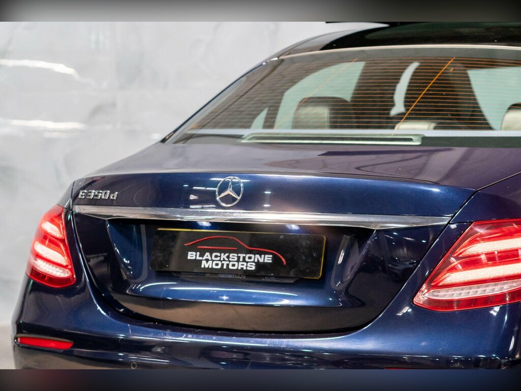 Mercedes-Benz E Class E220d Amg Line 9G-tronic Grey #39