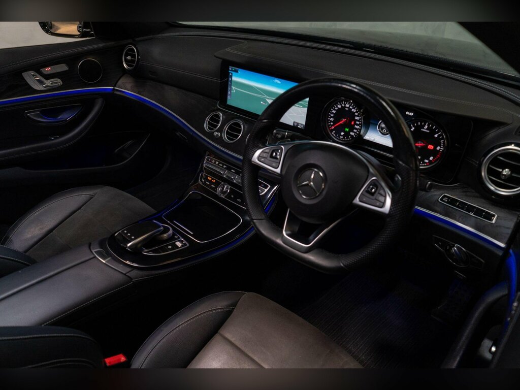 Mercedes-Benz E Class E220d Amg Line 9G-tronic Grey #10
