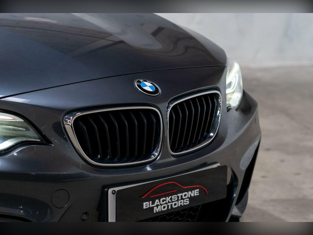 BMW 2 Series 220D M Sport White #33