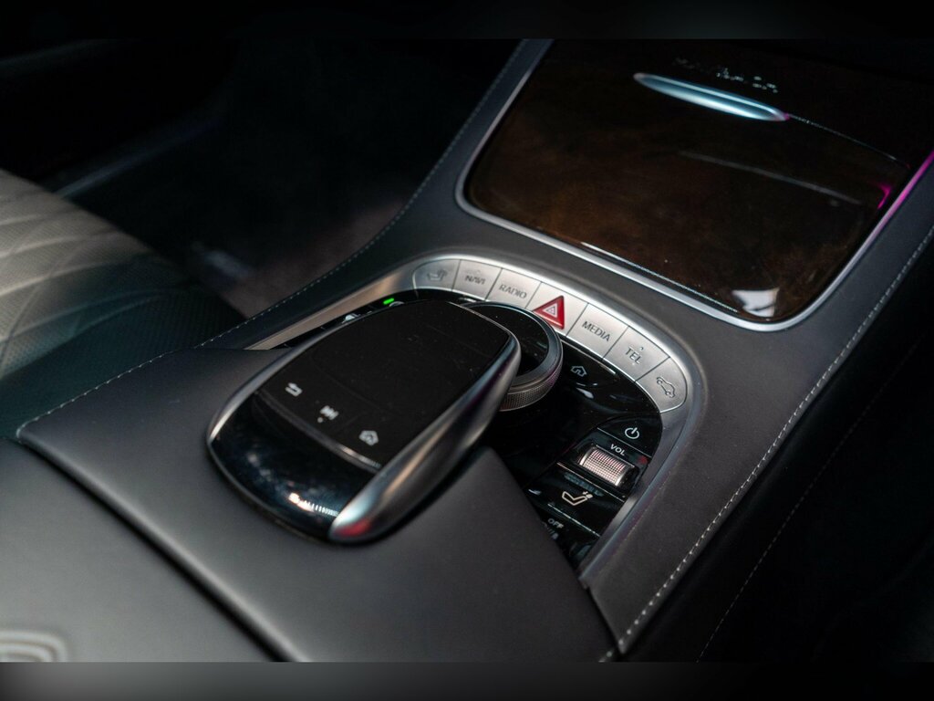 Mercedes-Benz Maybach S Class Maybach S 650 Black #36