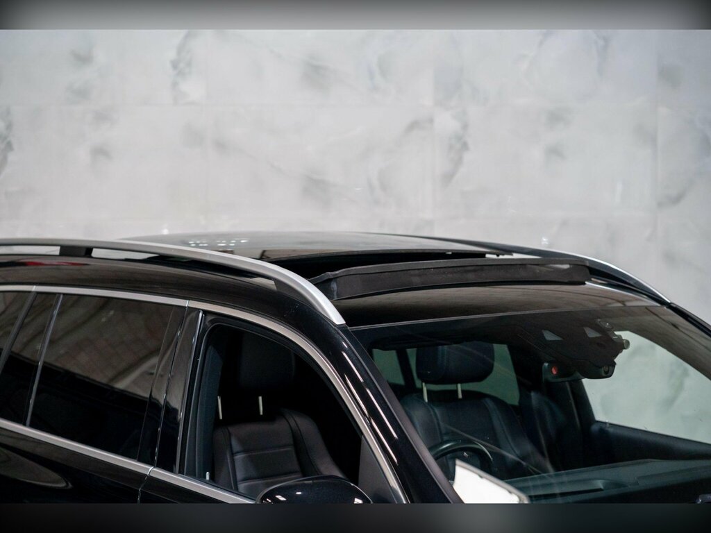 Mercedes-Benz GLS Class Amg Line Green #51
