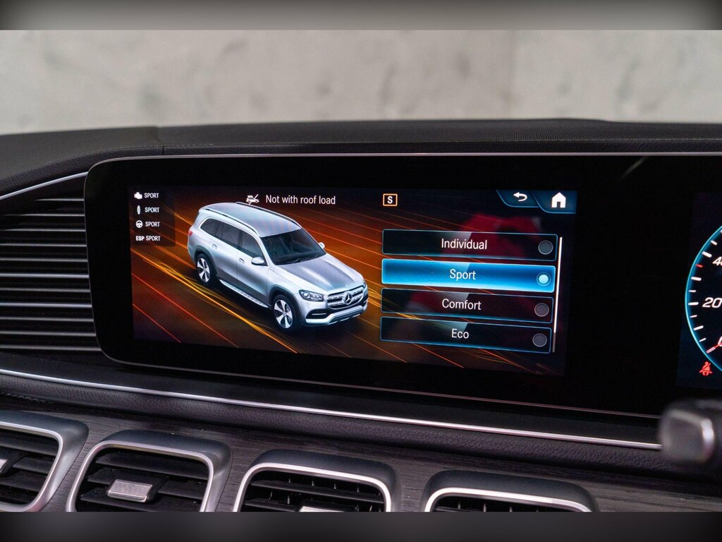 Mercedes-Benz GLS Class Amg Line Green #24