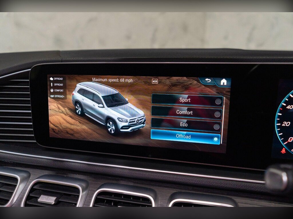 Mercedes-Benz GLS Class Amg Line Green #25