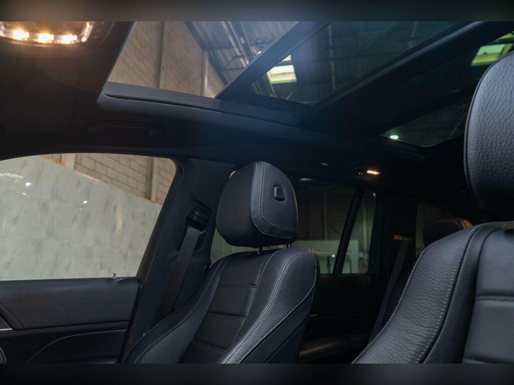 Mercedes-Benz GLS Class Amg Line Green #43