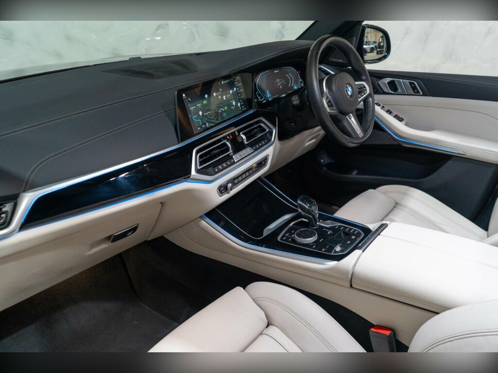 BMW X5 Xdrive45e M Sport Pro Pack Black #10