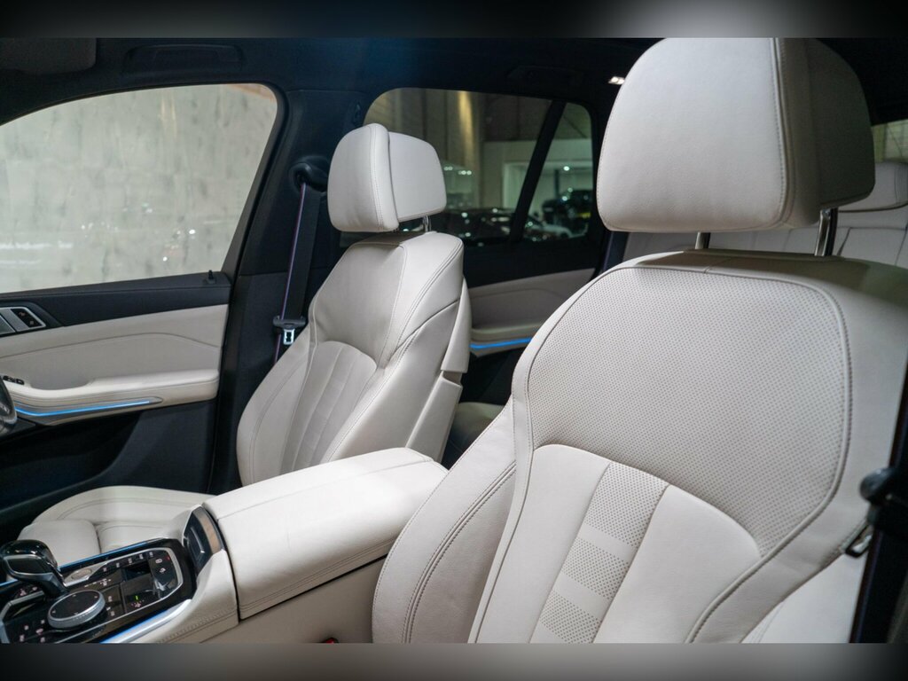 BMW X5 Xdrive45e M Sport Pro Pack Black #36