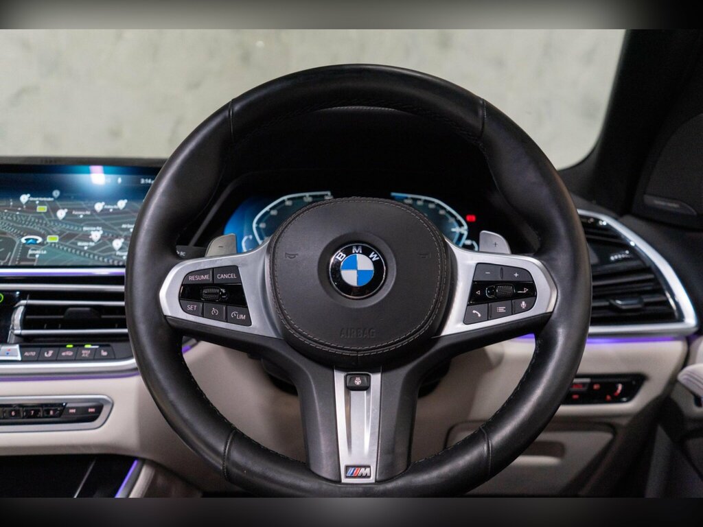BMW X5 Xdrive45e M Sport Pro Pack Black #32