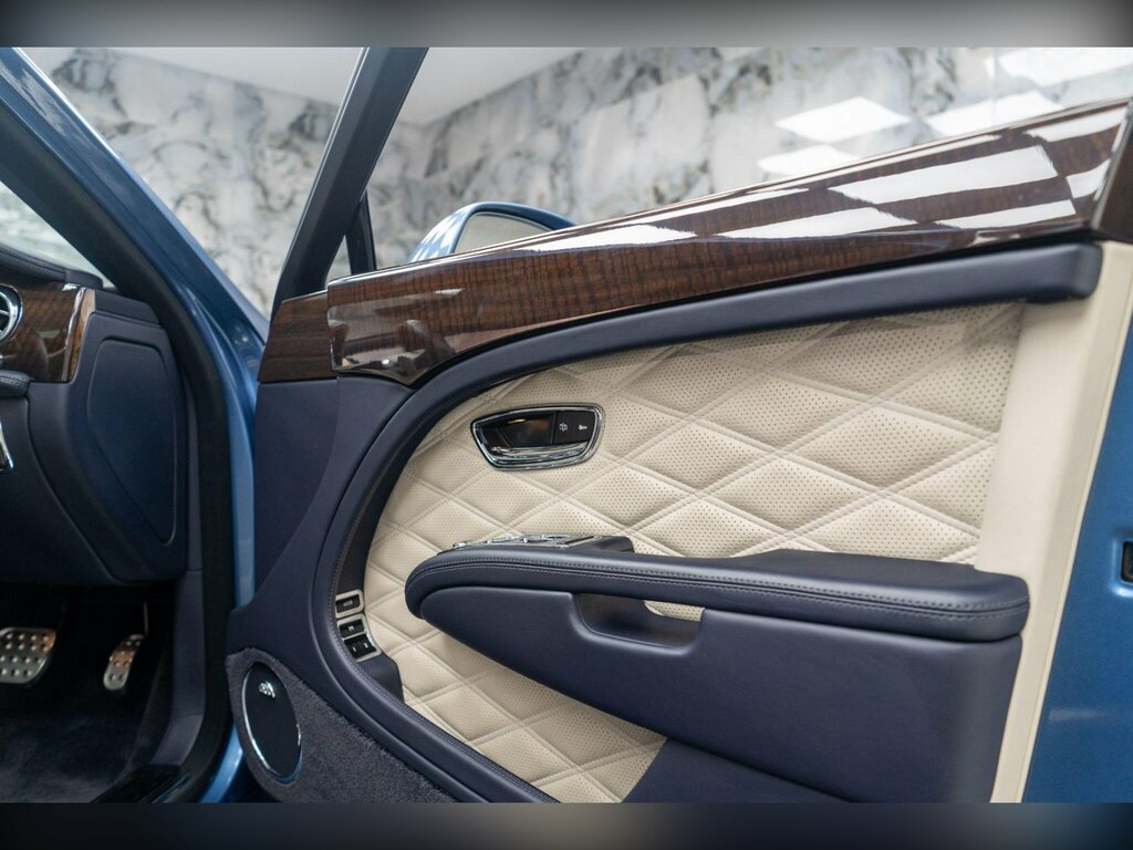Bentley Mulsanne Mulsanne Special Edition V8 Grey #51