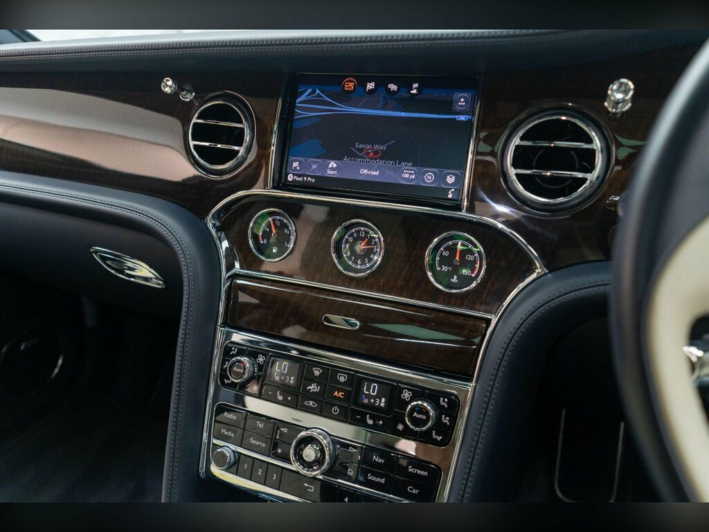Bentley Mulsanne Mulsanne Special Edition V8 Grey #32