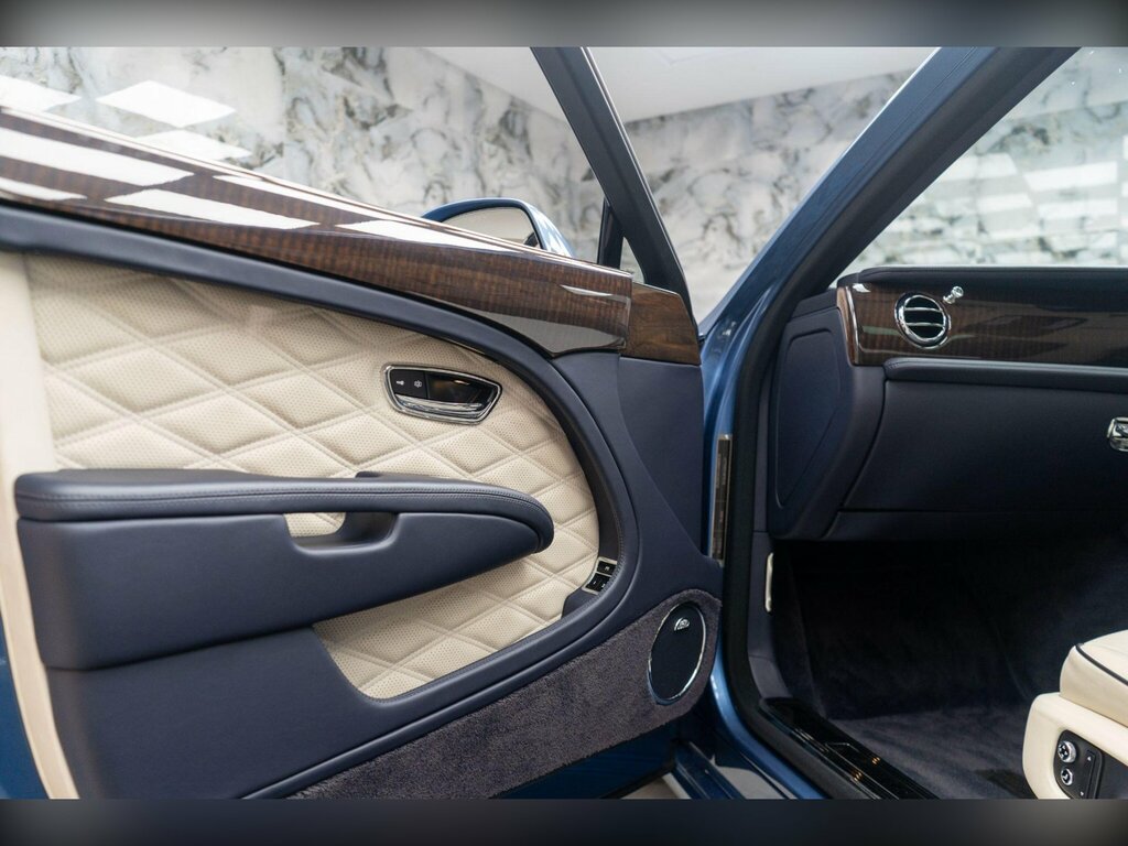 Bentley Mulsanne Mulsanne Special Edition V8 Grey #55