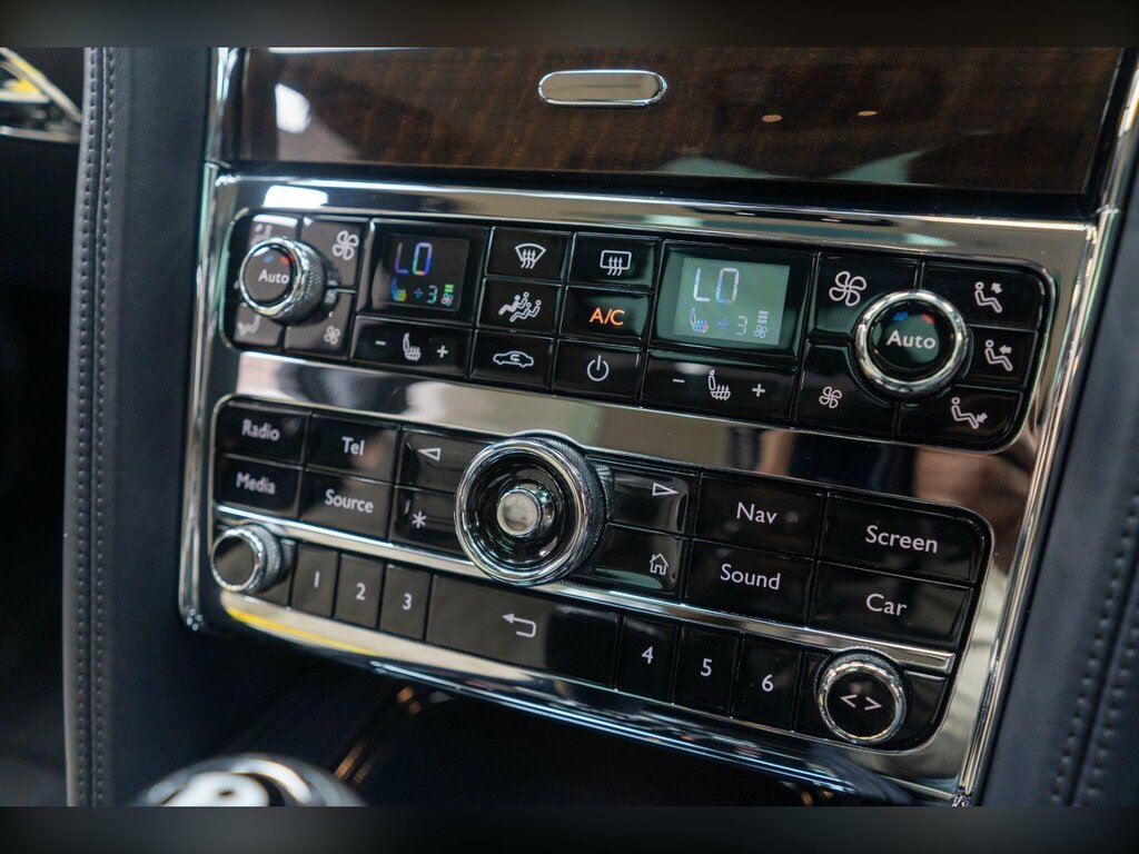 Bentley Mulsanne Mulsanne Special Edition V8 Grey #37