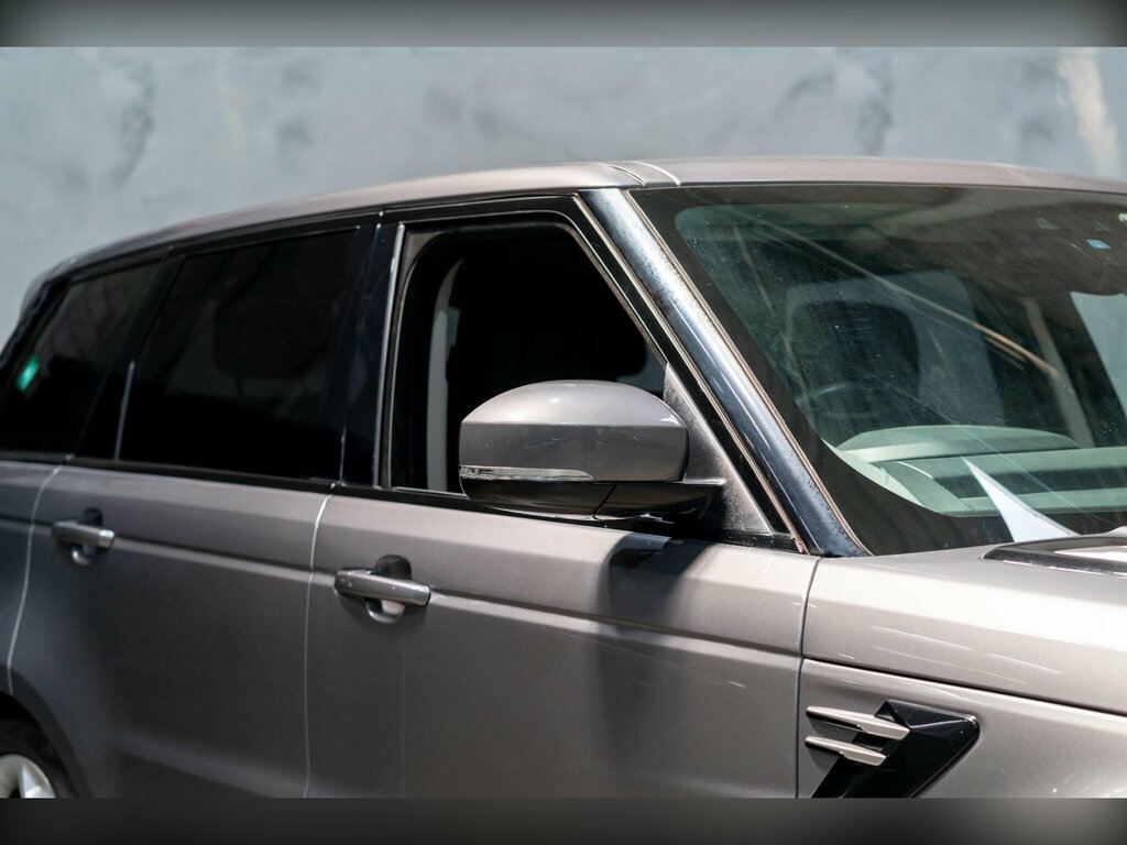 Land Rover Range Rover Sport D300 Hse Silver Black #31