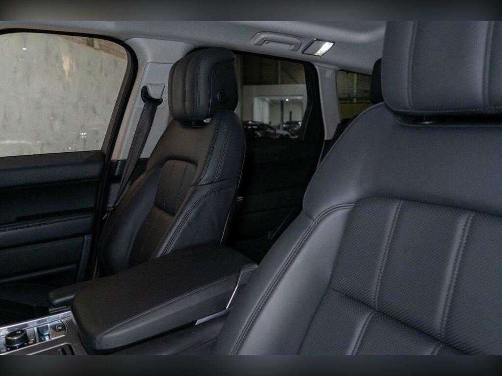 Land Rover Range Rover Sport D300 Hse Silver Black #34